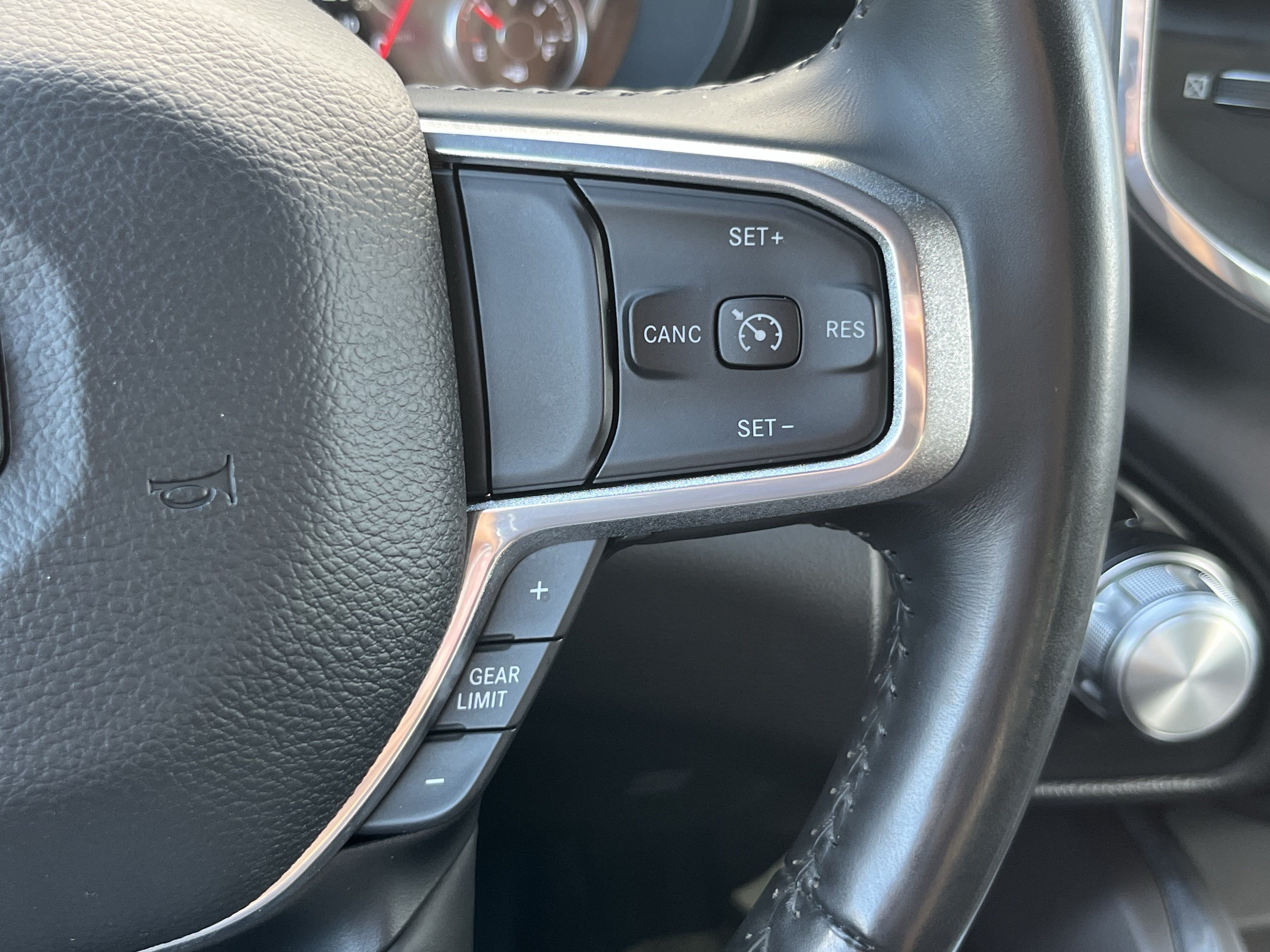 Used 2021 RAM 1500 Laramie w/ Sport Appearance Package AWD/4WD image 30