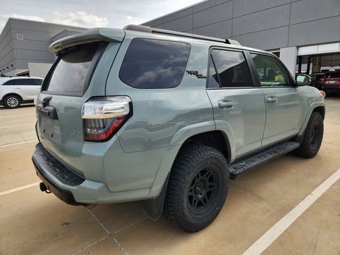 Used 2022 Toyota 4Runner TRD Off-Road Premium image 4