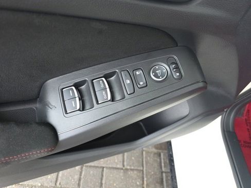 Used 2025 Honda Civic Type R image 19