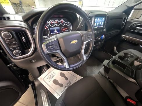 Used 2022 Chevrolet Silverado 1500 LT image 10