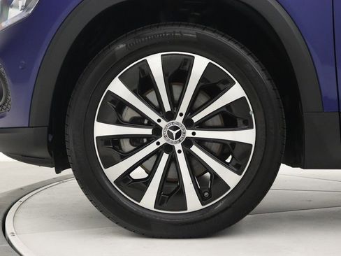 Certified 2022 Mercedes-Benz GLB 250 image 30