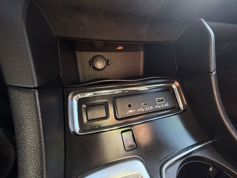 Certified 2023 Subaru Ascent Premium w/ Convenience Package image 33