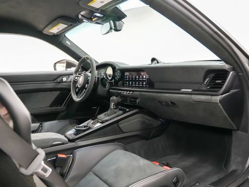 Used 2024 Porsche 911 GT3 RS w/ Weissach Package RWD image 30