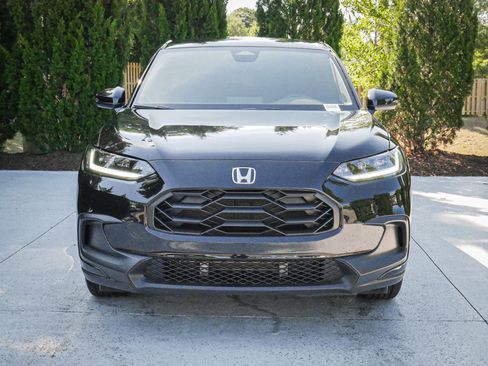 Used 2023 Honda HR-V Sport image 3