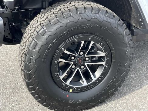 New 2026 Jeep Wrangler Unlimited Rubicon image 9