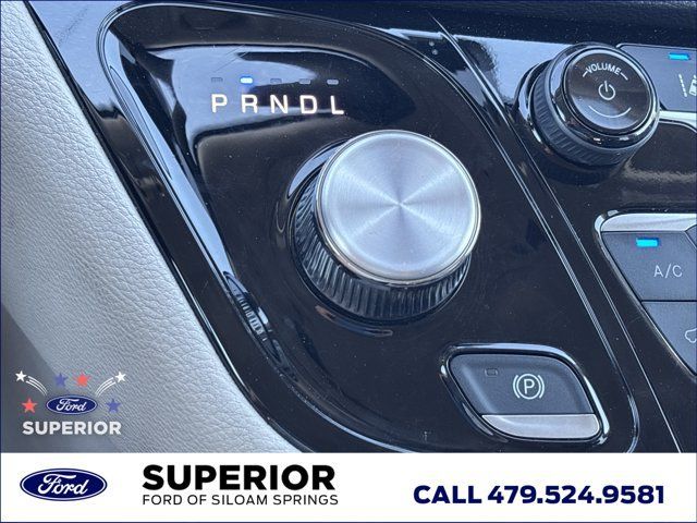 Used 2024 Chrysler Pacifica Limited FWD image 38