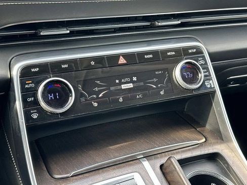 Used 2024 Genesis GV80 2.5T image 27