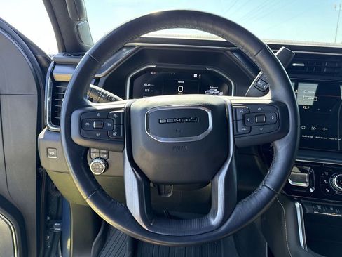 Used 2024 GMC Sierra 2500 Denali Ultimate w/ Max Trailering Package AWD/4WD image 23
