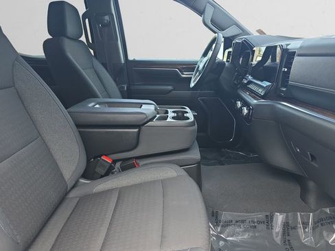 Used 2024 GMC Sierra 1500 Elevation image 16