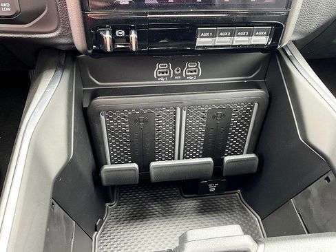 New 2026 RAM 3500 Laramie image 24