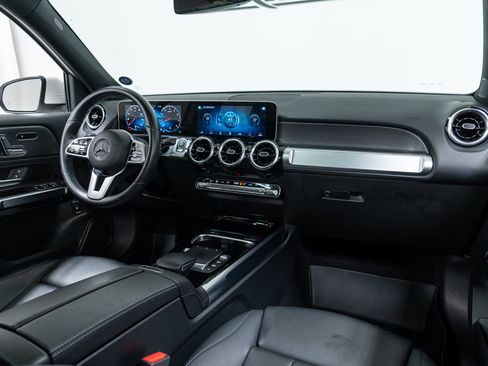 Certified 2021 Mercedes-Benz GLB 250 250 4MATIC image 14