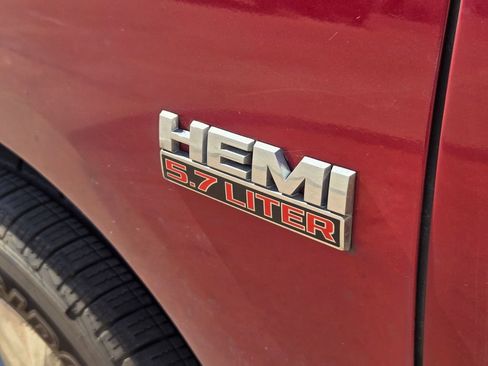 Used 2014 RAM 1500 Lone Star RWD image 23