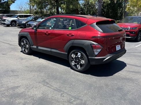 Used 2025 Hyundai Kona SEL FWD image 5