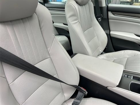 Used 2018 Honda Accord EX-L image 26