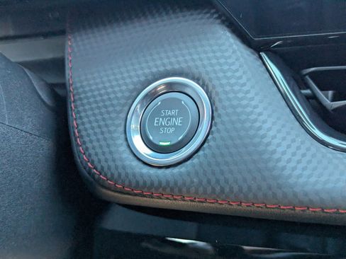 Used 2026 Chevrolet Equinox RS w/ Convenience Package III image 34