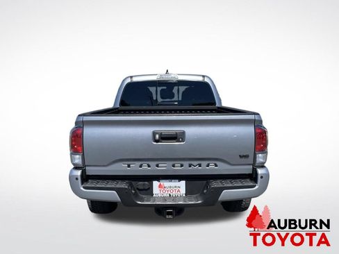 Used 2021 Toyota Tacoma TRD Off-Road w/ Technology Package AWD/4WD image 6