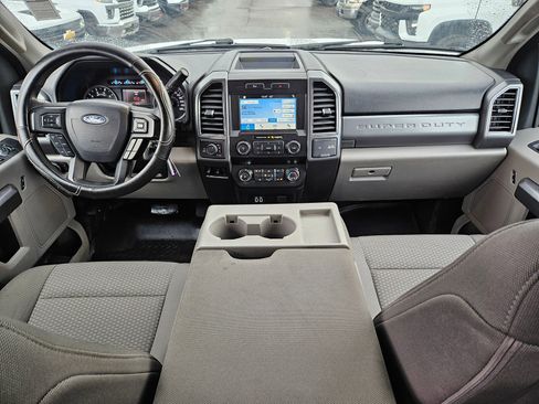 Used 2019 Ford F350 XLT w/ XLT Value Package image 28