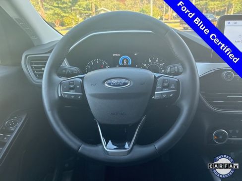 Certified 2022 Ford Escape SE w/ Cold Weather Package image 27