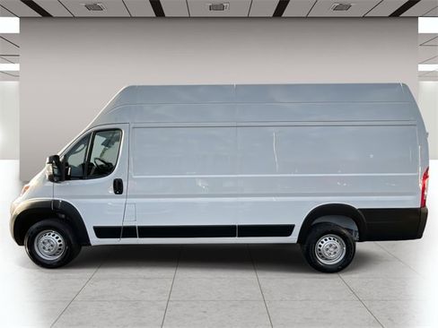 New 2026 RAM ProMaster 3500 w/ Premium Convenience Group image 7