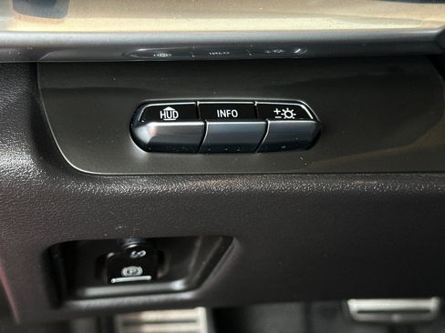 Used 2021 Chevrolet Corvette Stingray Preferred Cpe w/ Z51 Performance Package image 23