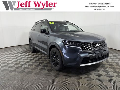 Certified 2022 Kia Sorento S w/ Panoramic Sunroof Package image 1