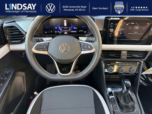 New 2026 Volkswagen Taos S image 9