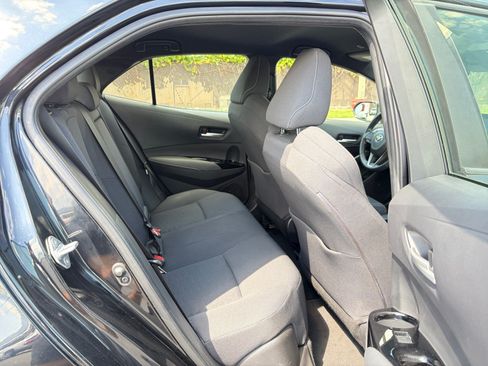 Used 2023 Toyota Corolla SE w/ Carpet Mat Package (TMS) FWD image 26