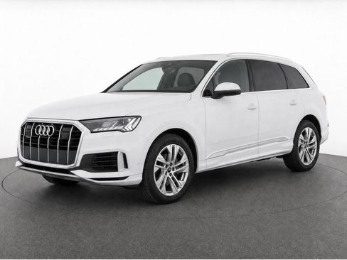 Certified 2023 Audi Q7 3.0T Prestige AWD/4WD image 2