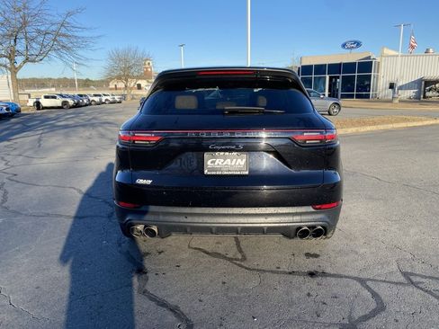 Used 2021 Porsche Cayenne S image 6