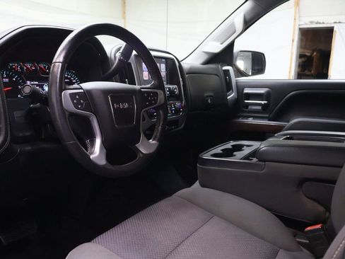 Used 2017 GMC Sierra 1500 SLE w/ SLE Value Package AWD/4WD image 18