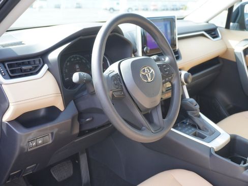 New 2025 Toyota RAV4 LE image 18