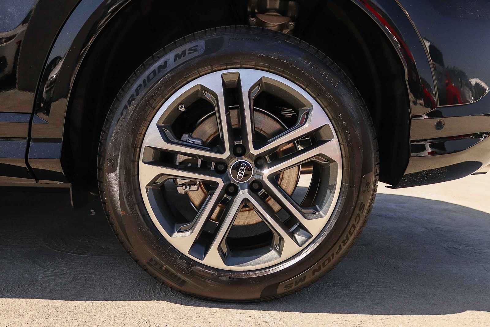 New 2026 Audi Q5 Premium AWD/4WD image 13
