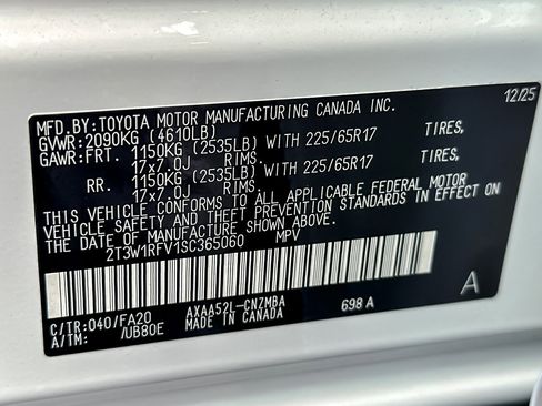 New 2025 Toyota RAV4 XLE image 27