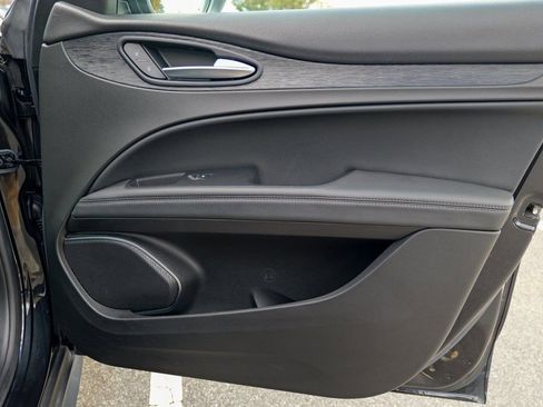 Used 2021 Alfa Romeo Stelvio Sprint w/ Sun & Sound Package image 32