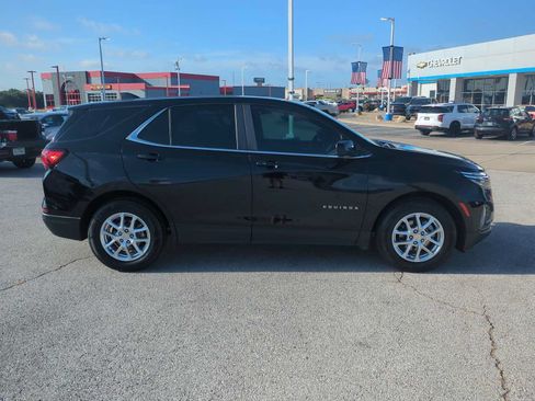 Used 2022 Chevrolet Equinox LT FWD image 9