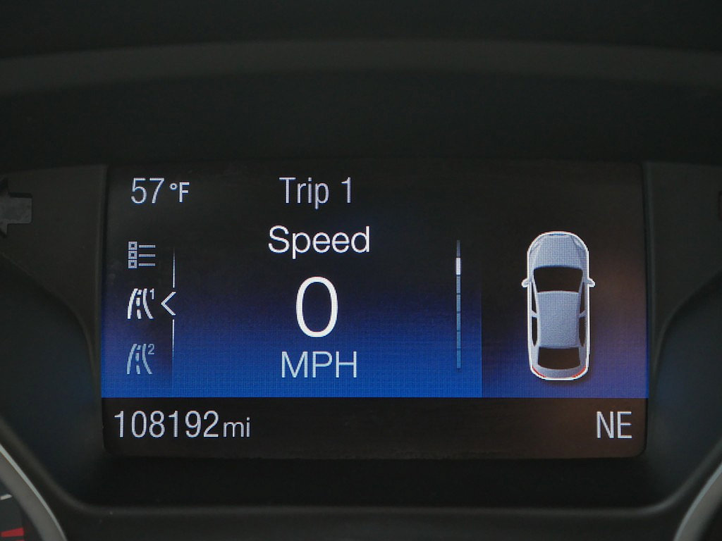 Used 2016 Ford Focus SE w/ SE Cold Weather Package FWD image 31