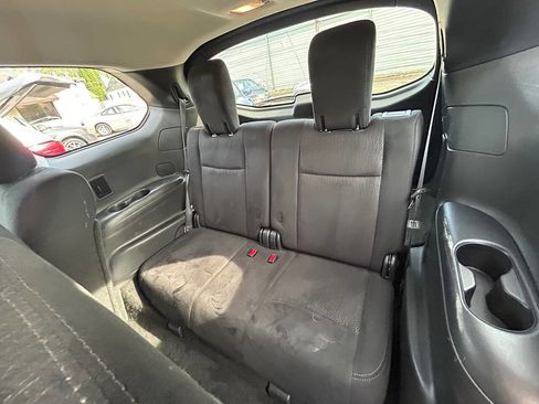 Used 2016 Nissan Pathfinder SV w/ Cargo Package image 6