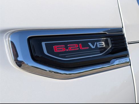 Used 2024 GMC Sierra 1500 SLT w/ SLT Premium Package image 11