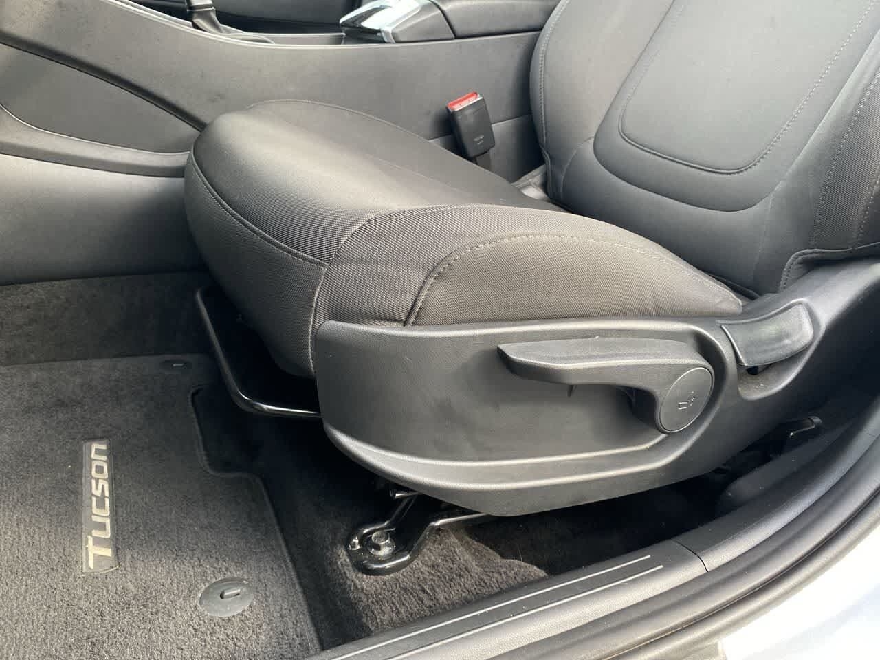 Used 2023 Hyundai Tucson SE AWD/4WD image 12