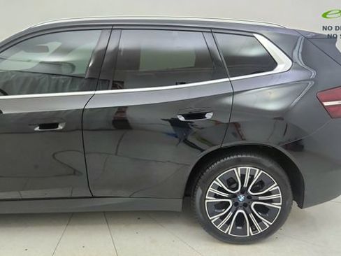 Used 2025 BMW X3 xDrive30i AWD/4WD image 11