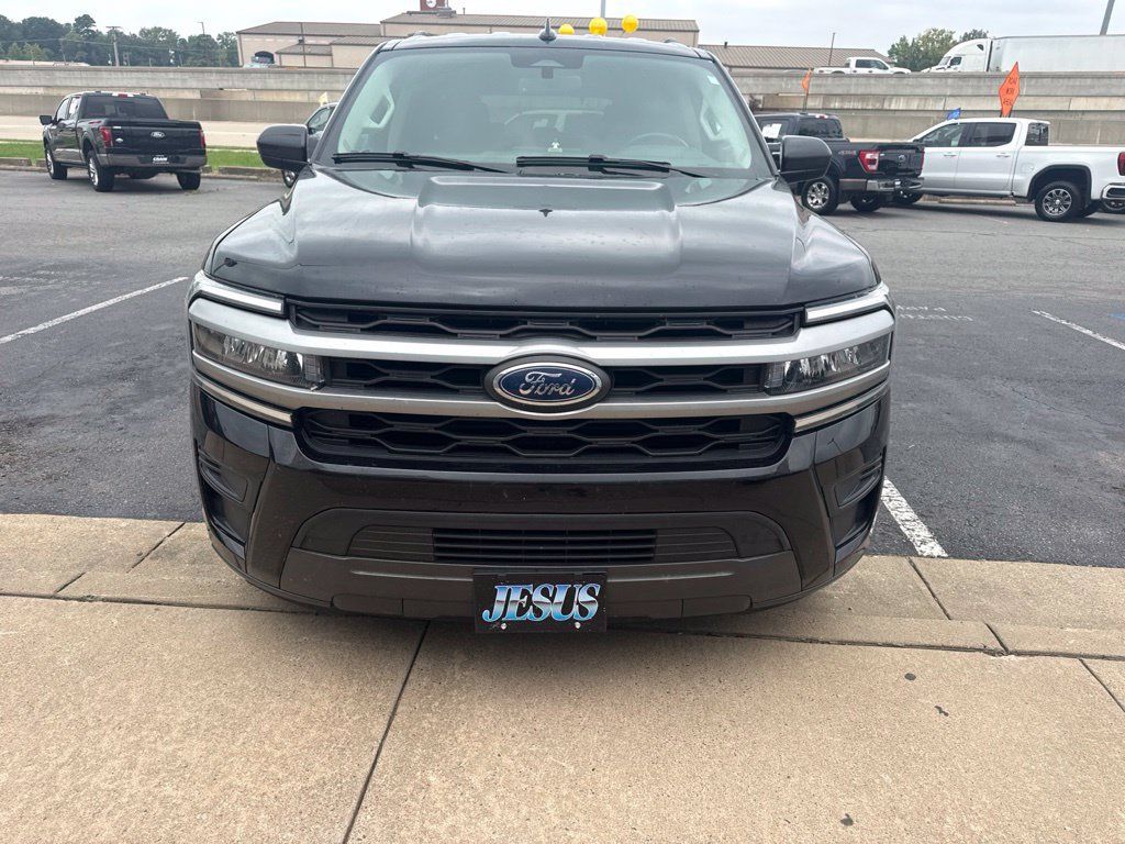 Used 2022 Ford Expedition XLT RWD image 6