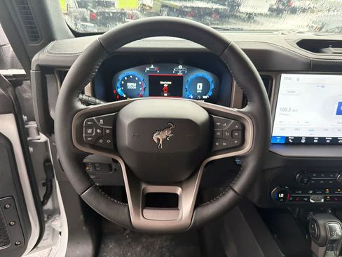 New 2026 Ford Bronco Outer Banks w/ Sasquatch Package AWD/4WD image 21