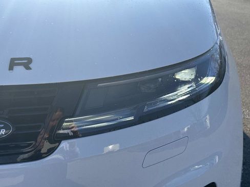 New 2026 Land Rover Range Rover Sport Dynamic SE image 10