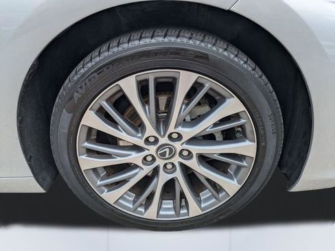 Used 2021 Lexus ES 350 w/ Premium Package FWD image 11