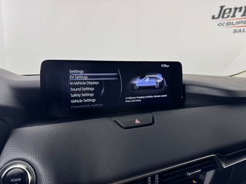 Used 2024 MAZDA CX-90 Plug-In Hybrid w/ Preferred AWD/4WD image 19