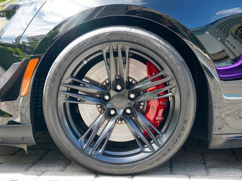 Used 2018 Chevrolet Camaro ZL1 RWD image 13