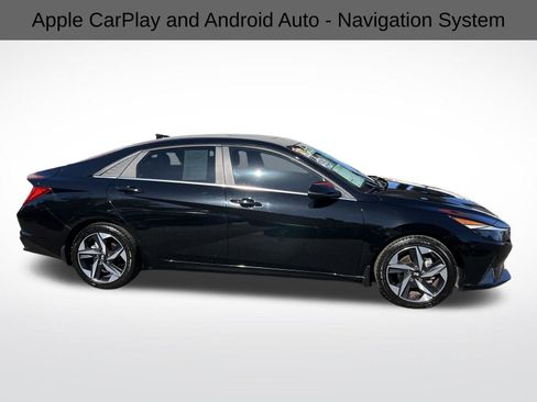 Used 2023 Hyundai Elantra Limited image 10