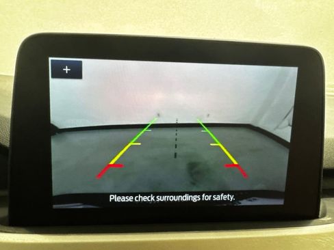 Used 2022 Ford Escape SE image 9