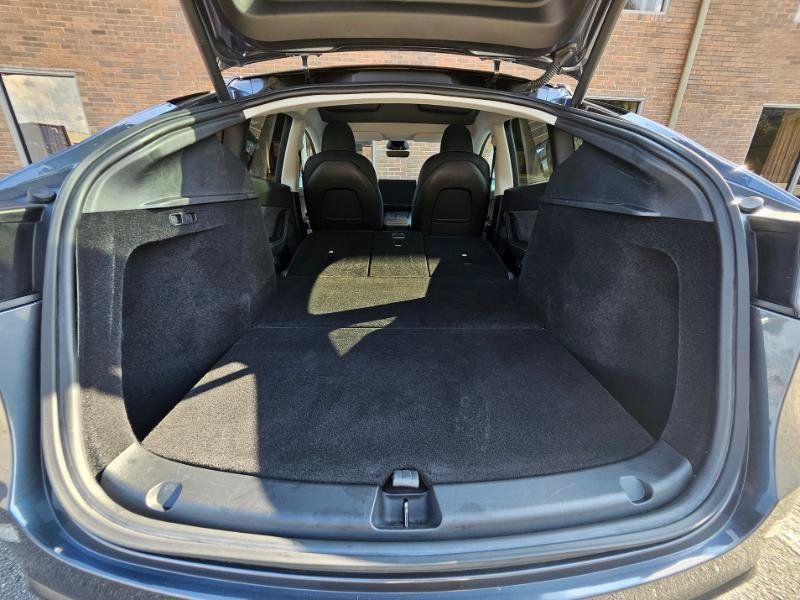Used 2023 Tesla Model Y Long Range AWD/4WD image 73