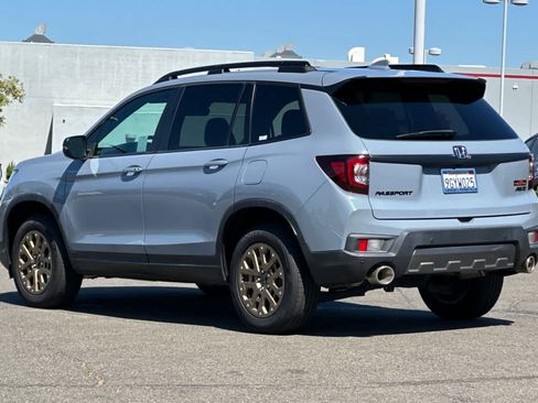 Used 2023 Honda Passport TrailSport image 7